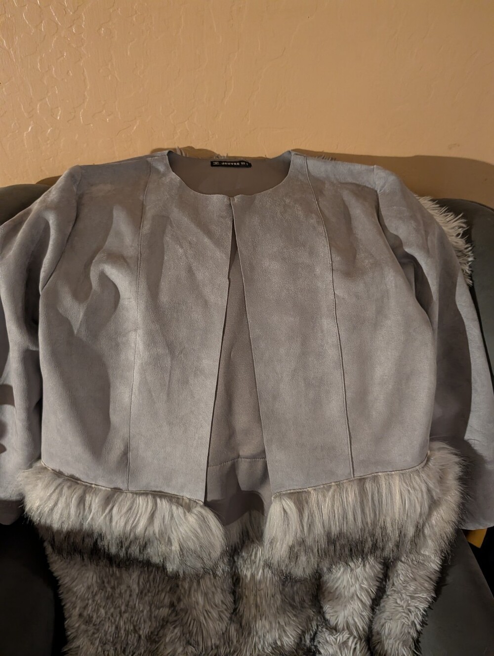 Jeuvre Women’s Grey Faux-Suede Jacket with Fur Trim